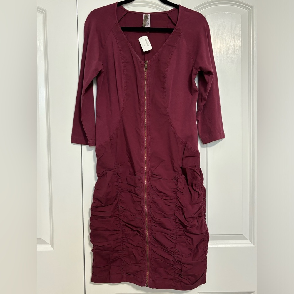 XCVI Neiman Marcus Sz M Women’s V-Neck Ruched Skirt Maroon Dress NWT Retail $167